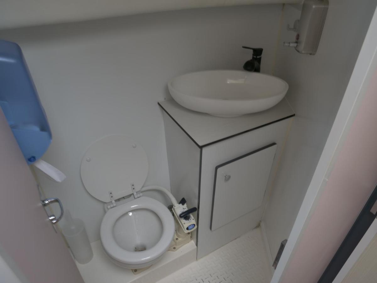 Vivienne Hotel Ballymoney Bagian luar foto
